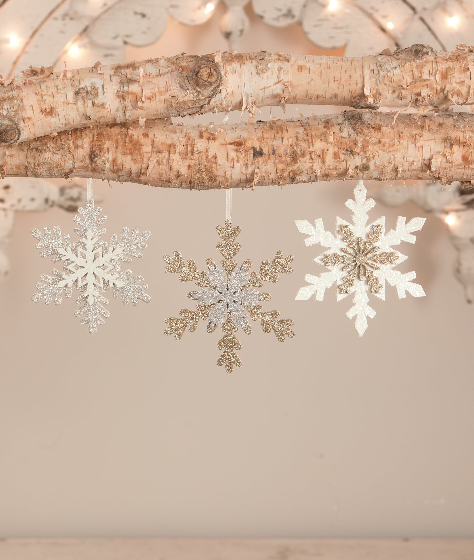 Silver and Gold Snowflake Ornaments S3