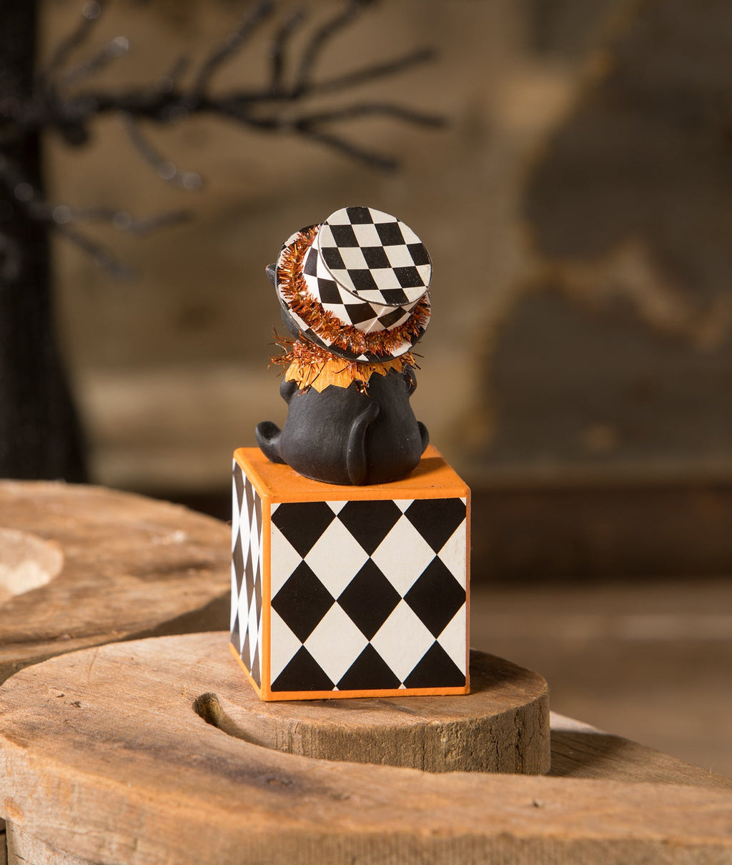 Top Hat Kitty on Block