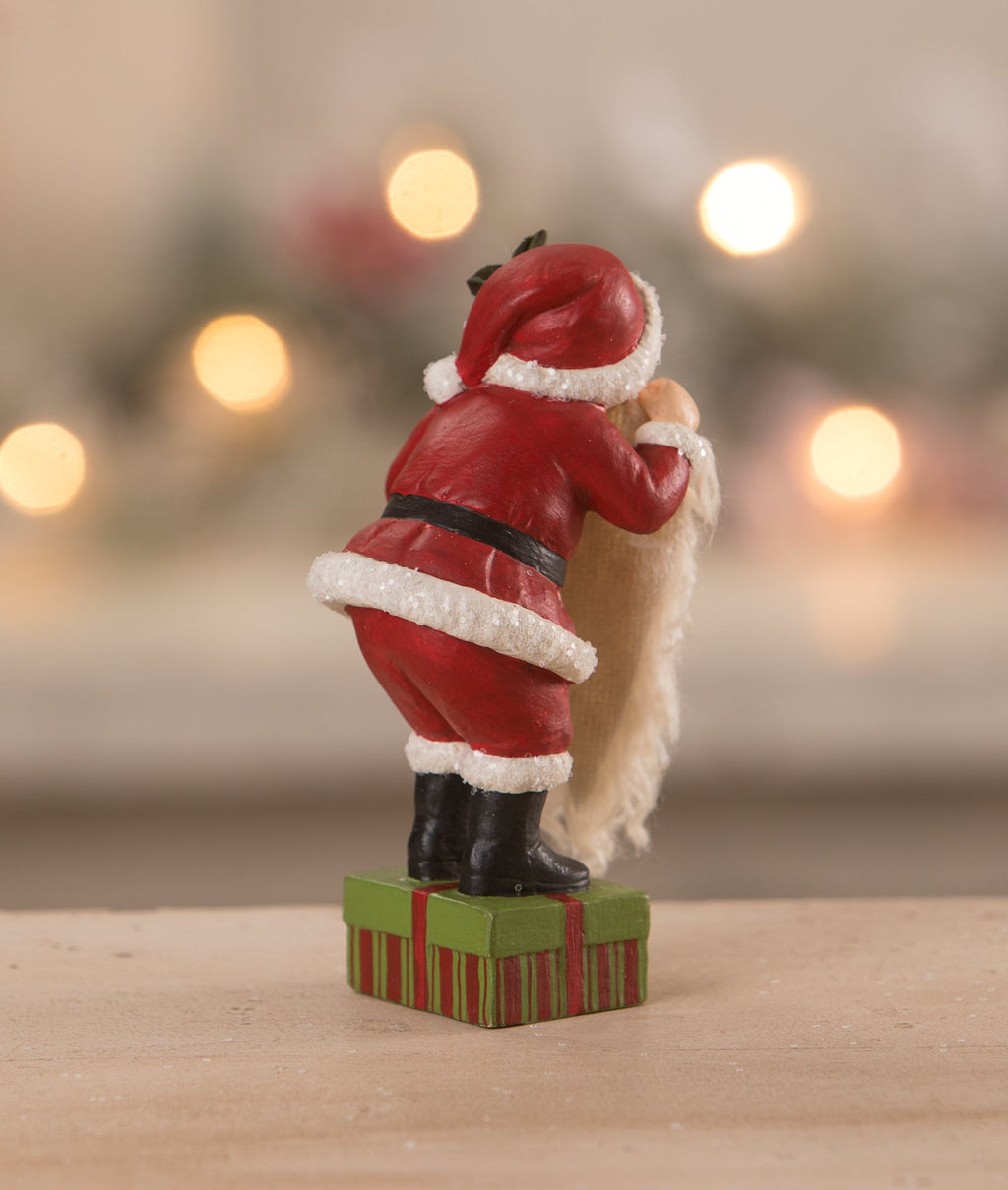 Leo's Santa Dress Up