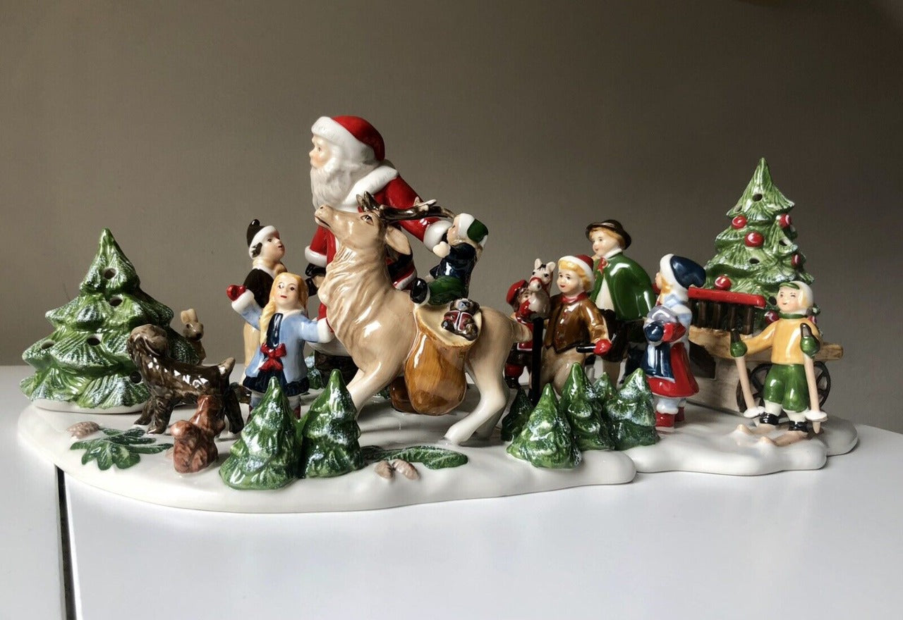 Weihnachts-Deko Set mit Santa & Miniaturfiguren